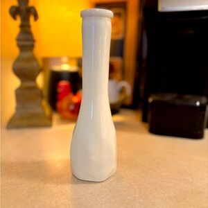 Vintage EO Brody milkglass vase